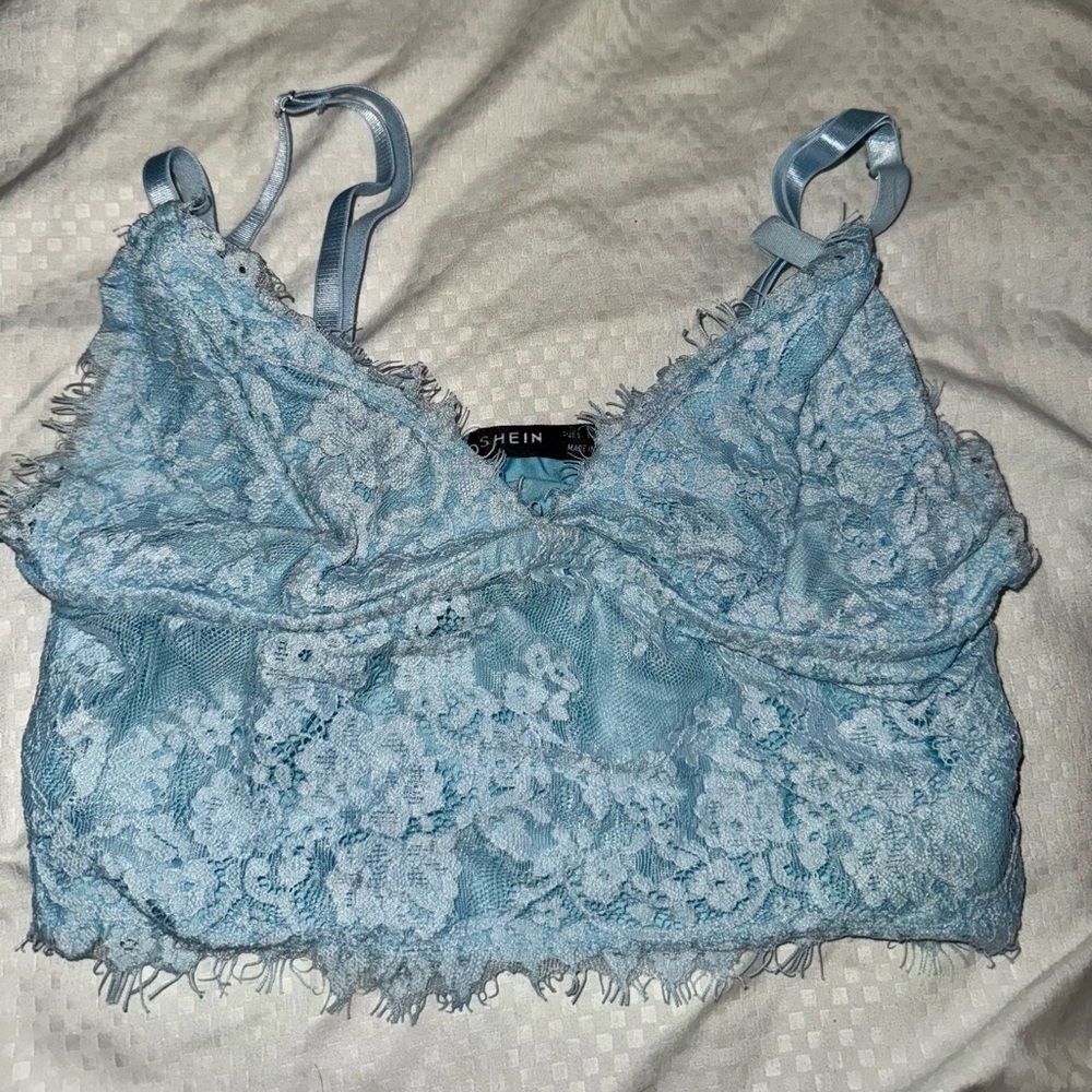 Light blue lace crop top. size small, great quality